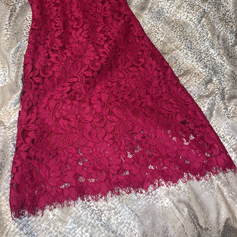 Very beautiful lace midi dress - Picture 9 of 9